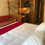 Au Bois De Lune Hotel 3*