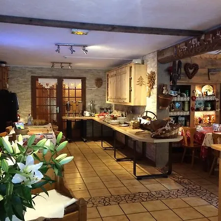 Au Bois De Lune シャテル