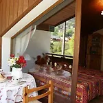 Au Bois De Lune Hotel