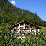 Au Bois De Lune Hotel 3*