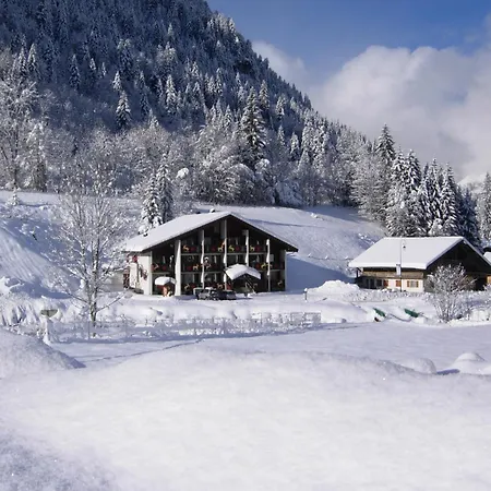 Au Bois De Lune Hotel